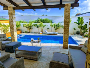 Noya Villa, Comfort and beauty meet near the sea.